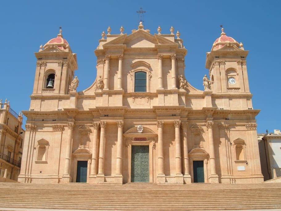 Villa Calma Noto Esterno foto